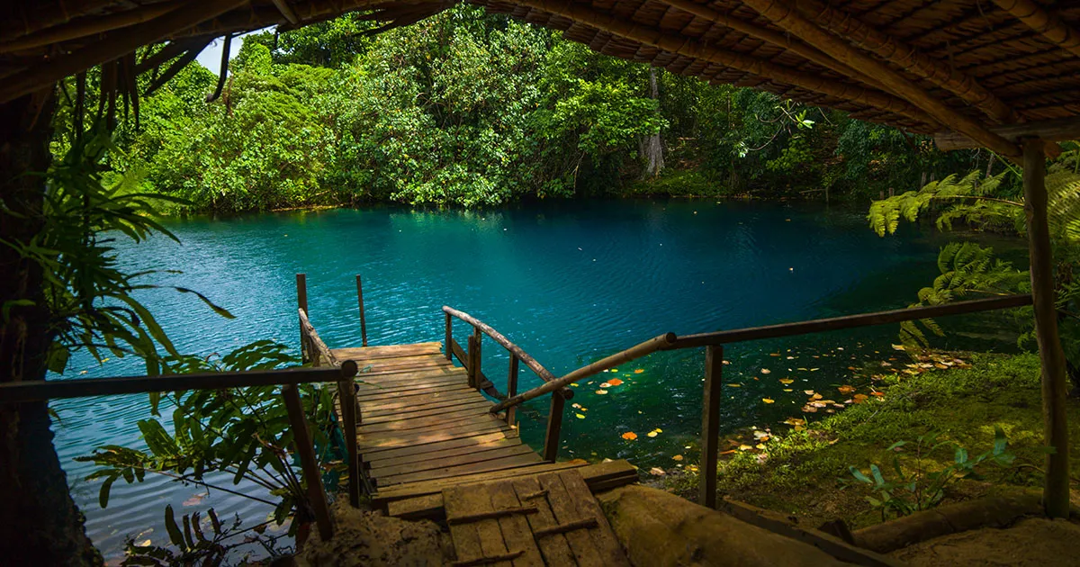 Matevulu Blue Hole