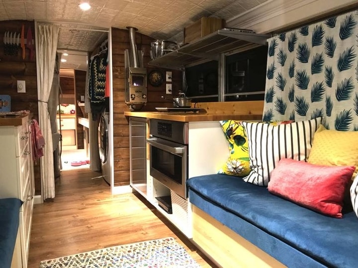 how to decorate a van
