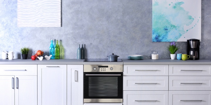 10 Simple and Easy Ways to Reduce Your Calorie Intake Clean and tidy kitchen