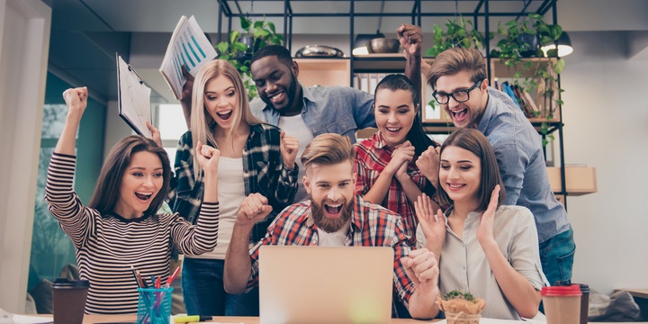 4 Major Things That Working Students Should Do Live your life to the fullest